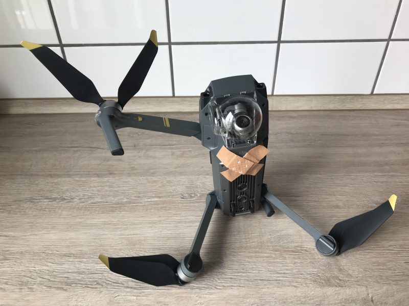 DJI Drohne kaputt Drohne DJI MAvic Pro mit Pflaster