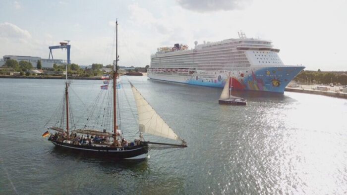 Luftaufnahme Hanse Sail Boot