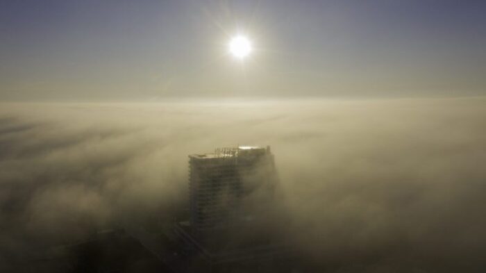Hotel Neptum im Nebel